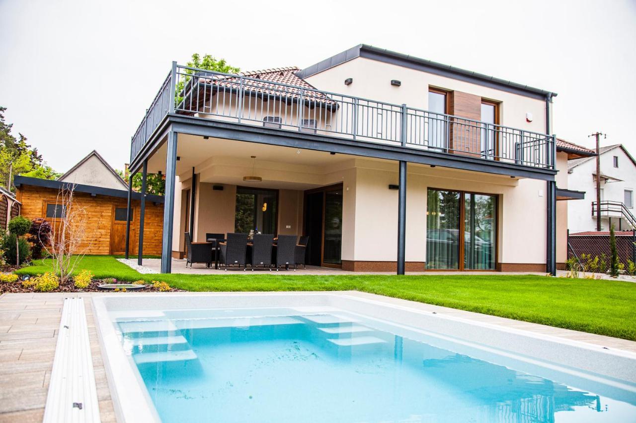 Balaking Villa Zamárdi Buitenkant foto