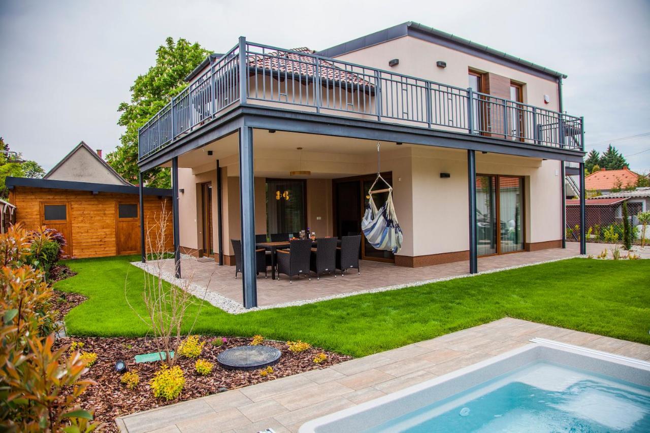 Balaking Villa Zamárdi Buitenkant foto
