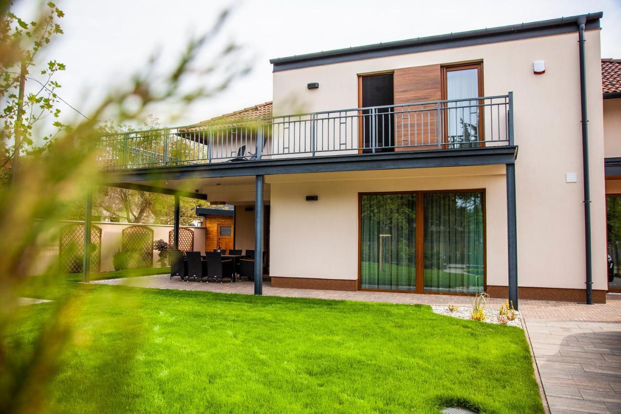 Balaking Villa Zamárdi Buitenkant foto